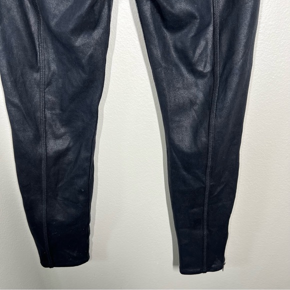 7 for all Mankind Black Faux Leather Pull On Leggings Pants Ankle Zipper - Picture 6 of 9